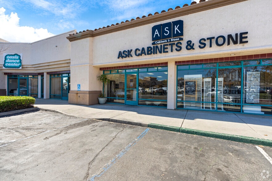 More Photos Of 27345-27375 Jefferson Ave, Temecula Unknown For Lease