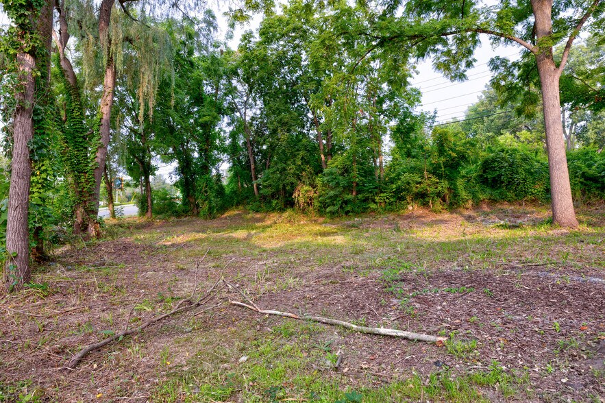 More Photos Of 35 Union St, Ballston Spa Flex For Sale