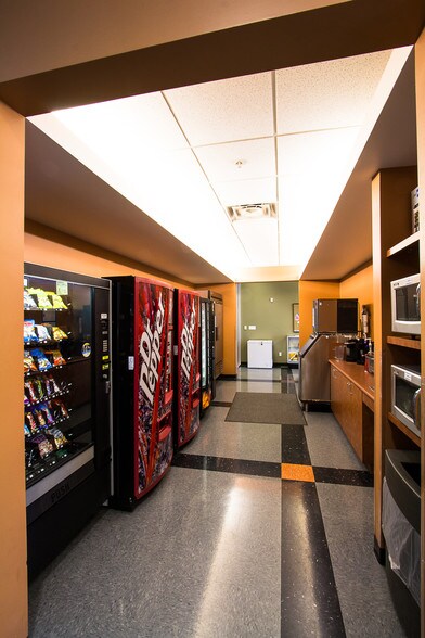 More Photos Of 11603 Crosswinds Way, San Antonio Flex For Lease