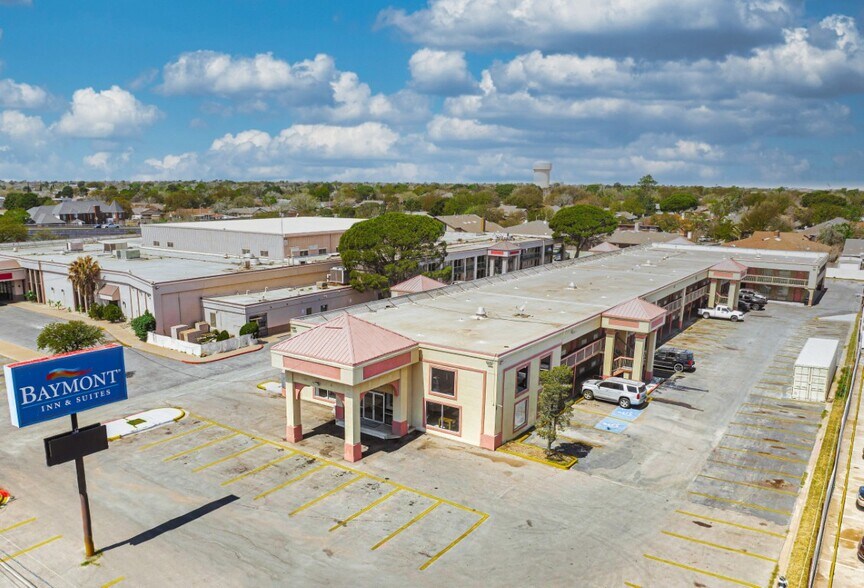 More Photos Of 3023 E Hwy 80, Odessa Hotel For Sale