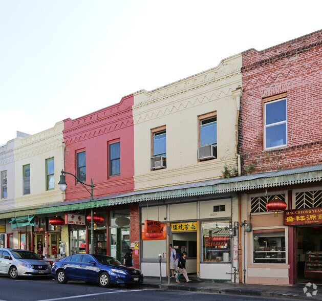 More Photos Of 1033 Maunakea St, Honolulu Storefront Retail Office For Lease
