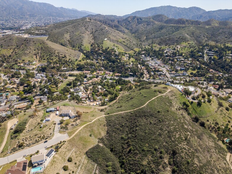 More Photos Of 10131 Johanna Ave, Sunland Land For Sale