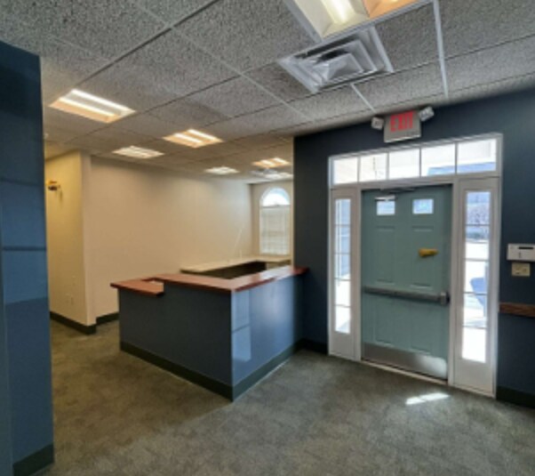 More Photos Of 450 Veterans Memorial Pky, East Providence Medical For Sale