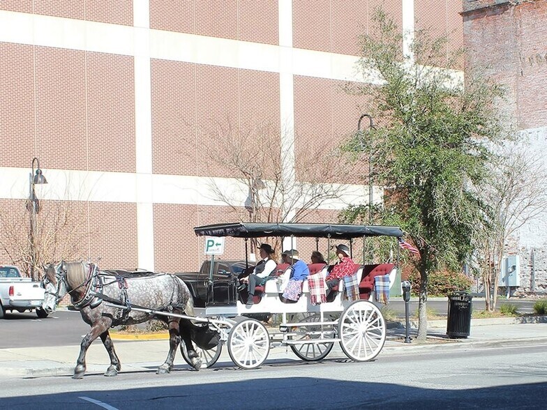 More Photos Of 901 Nutt St, Wilmington Multifamily For Sale