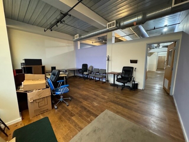 More Photos Of 305-323 Fairfield Ave, Bridgeport Apartments For Lease