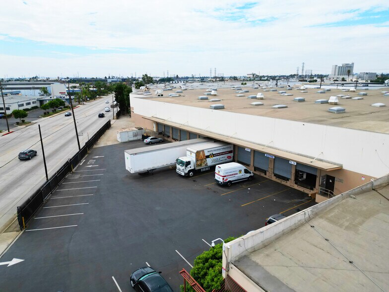 More Photos Of 6541 E Washington Blvd, Commerce Manufacturing For Lease