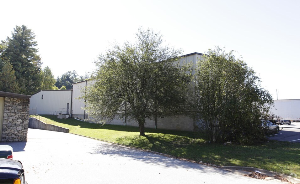 More Photos Of 199 Airport Rd, Arden Manufacturing For Sale