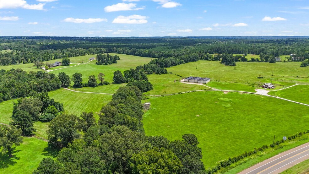 More Photos Of 11074 State Highway 64 W, Overton Freestanding For Sale