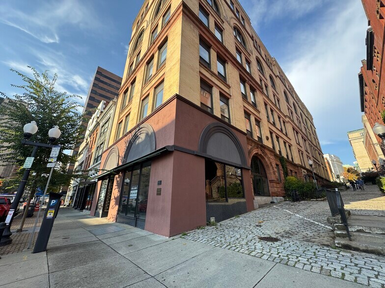 More Photos Of 40 Steuben Pl, Albany Apartments For Lease