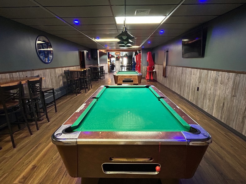 More Photos Of 1117 Ludington St, Escanaba Storefront Retail Residential For Sale