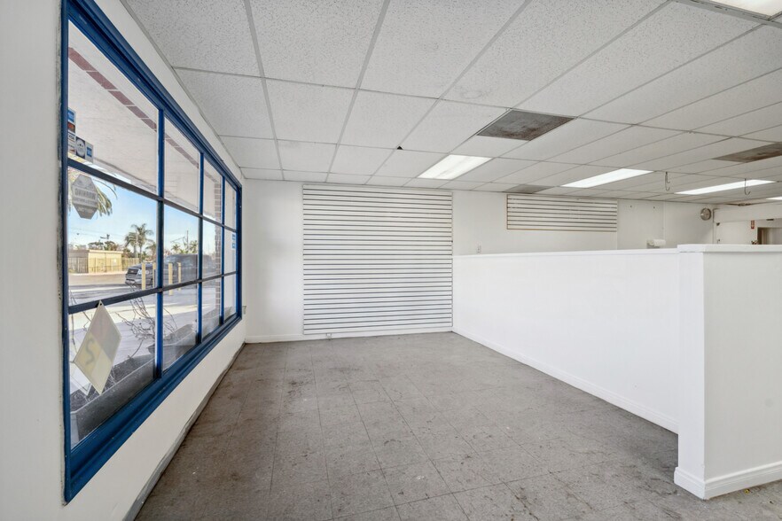 More Photos Of 3276-3282 Main St, Lemon Grove Storefront Retail Residential For Sale