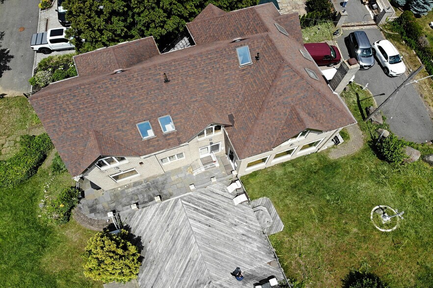 More Photos Of 161 Boardwalk Ave, Staten Island Multifamily For Sale