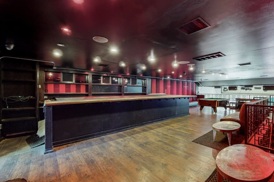 More Photos Of 211 Gold Ave SW, Albuquerque Storefront For Sale