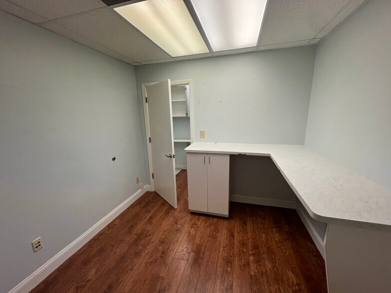 More Photos Of 13801 Bruce B Downs Blvd, Tampa Medical For Sale