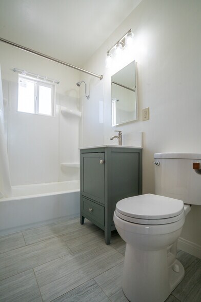 More Photos Of 1116 West Ave, Fullerton Apartments For Sale