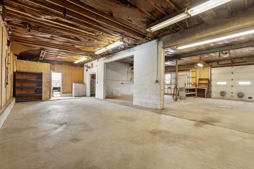 More Photos Of 181 E Main St, Orange Storefront Retail Office For Sale