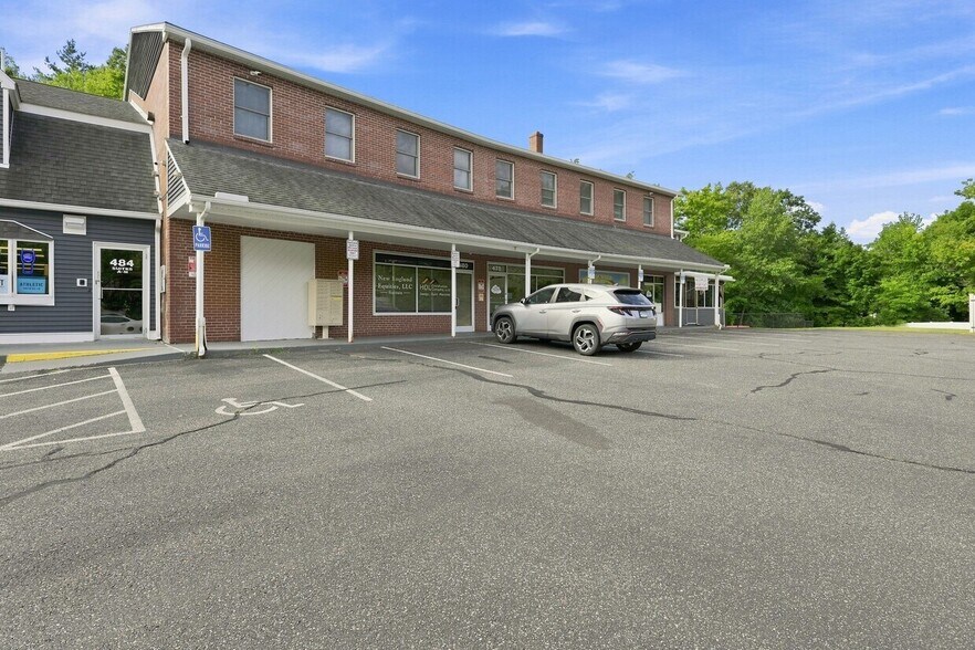 More Photos Of 478-488 Main St, Hampden Storefront Retail Office For Lease