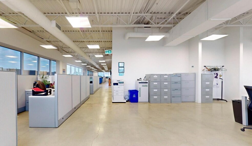 More Photos Of 2875 14th Av, Markham Office For Sale