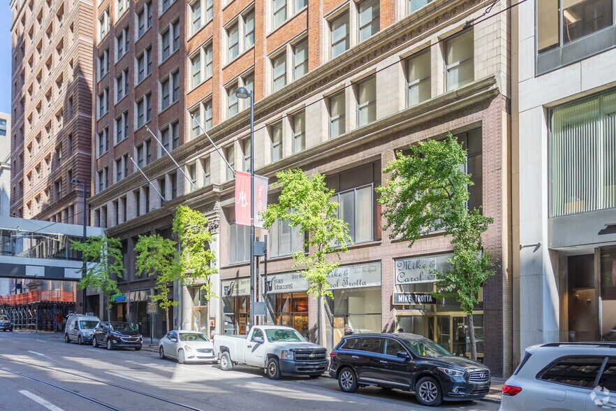 Primary Photo Of 414 Walnut St, Cincinnati Apartments For Lease