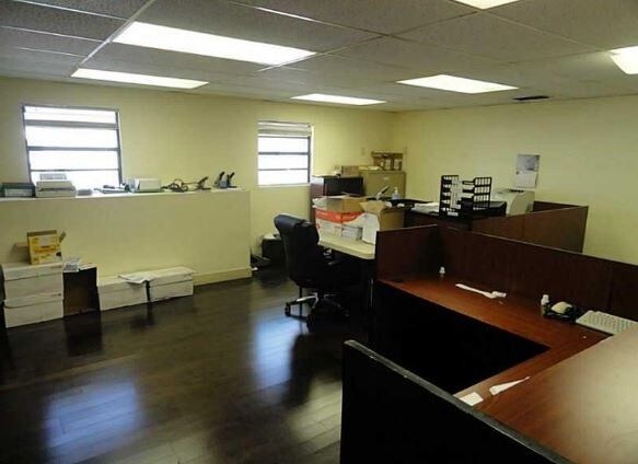 More Photos Of 13977-13981 SW 140th St, Miami Light Distribution For Sale