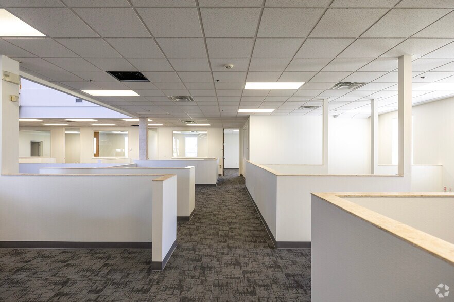 More Photos Of 1701 Biotech Way, Sarasota Office Residential For Sale