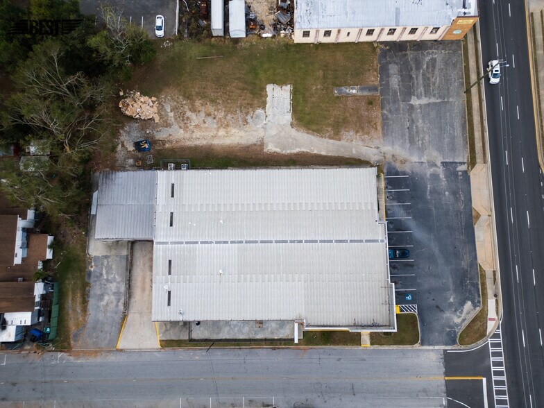 More Photos Of 307 E 1st St, Vidalia Freestanding For Sale