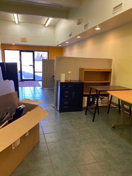 More Photos Of 1454 Grafton St, Worcester Light Manufacturing For Lease