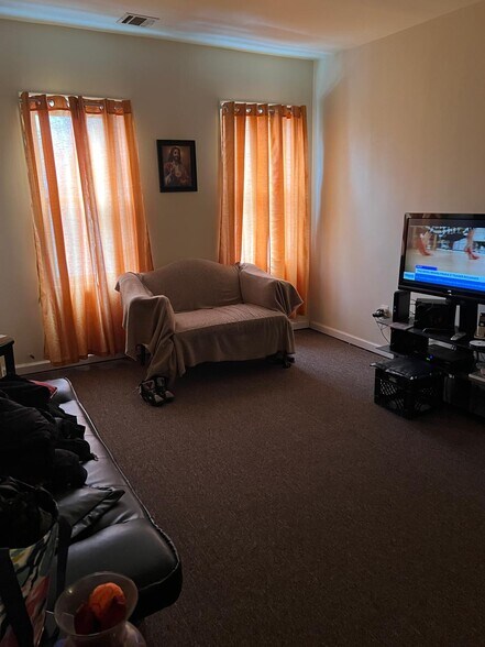 More Photos Of 142 Passaic St, Passaic Storefront Retail Residential For Sale