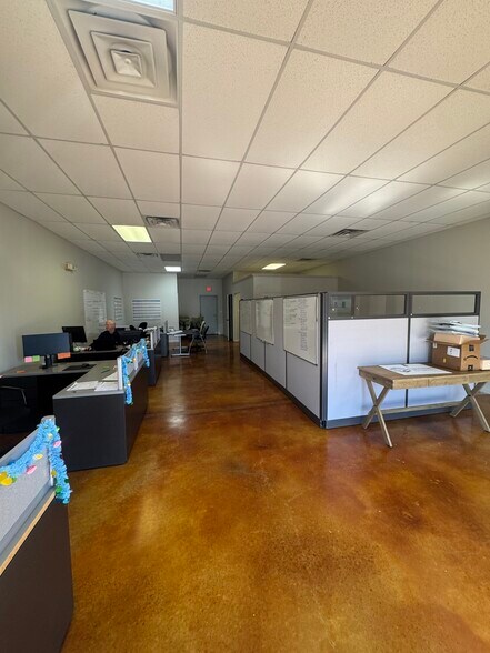 More Photos Of 14214 Highway 90, Boutte Freestanding For Lease