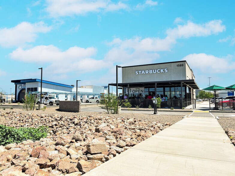 More Photos Of 1589 N Main St, San Luis Fast Food For Sale