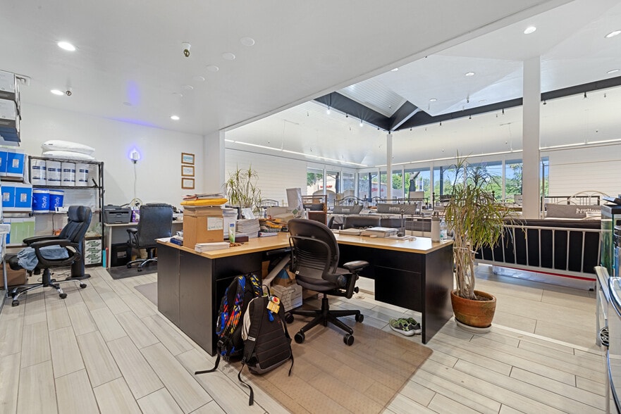 More Photos Of 1120 McHenry Ave, Modesto Freestanding For Sale