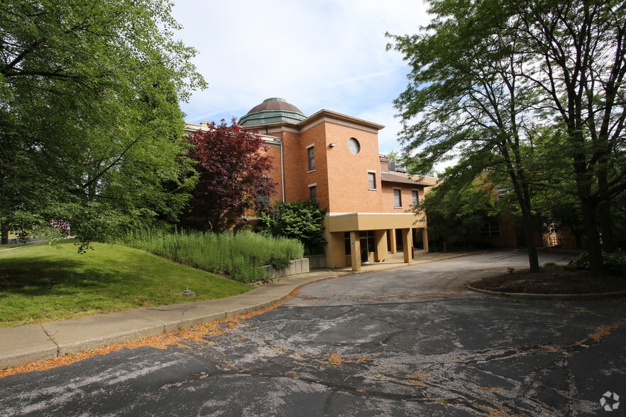More Photos Of 133 Merriman Rd, Akron Religious Facility For Sale