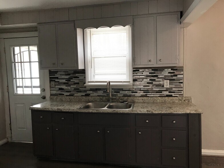 More Photos Of ,  Unknown For Sale