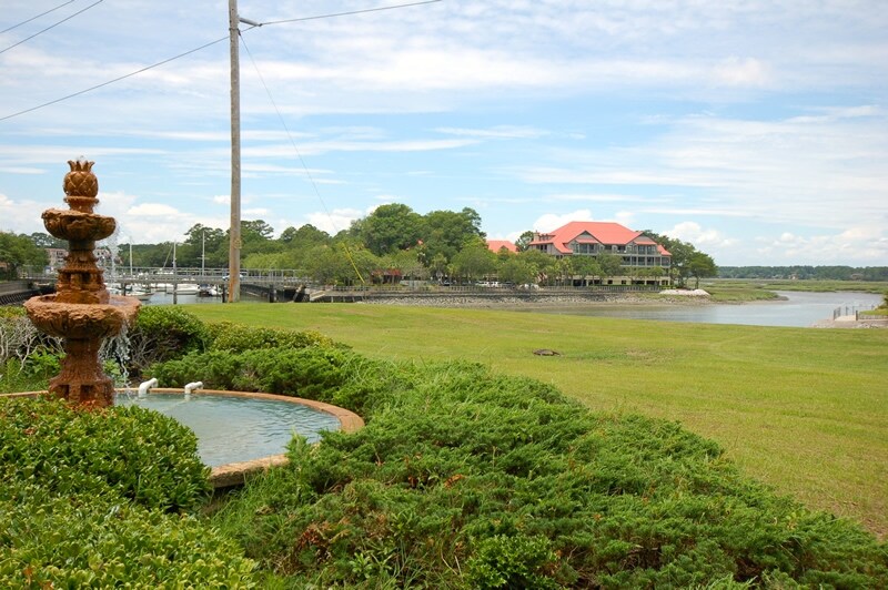More Photos Of 23B Shelter Cove Ln, Hilton Head Island Office For Lease