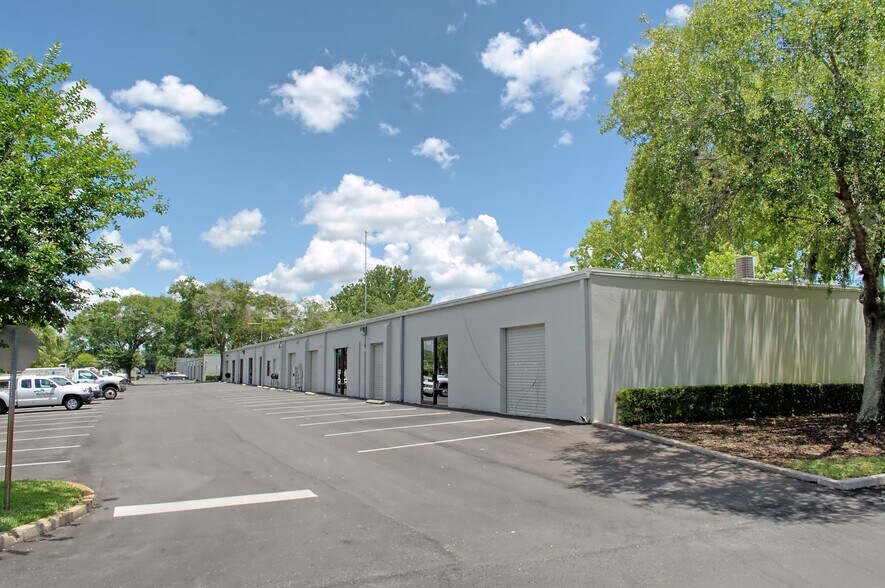 More Photos Of 705 W State Road 434, Longwood Unknown For Lease