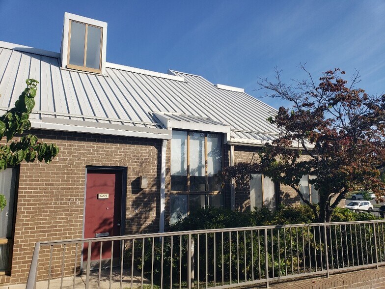 More Photos Of 6255-6265 Executive Blvd, Rockville Office For Sale