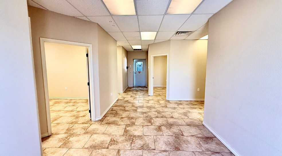 More Photos Of 4617 S County Rd 1210 rd, Midland Warehouse For Lease