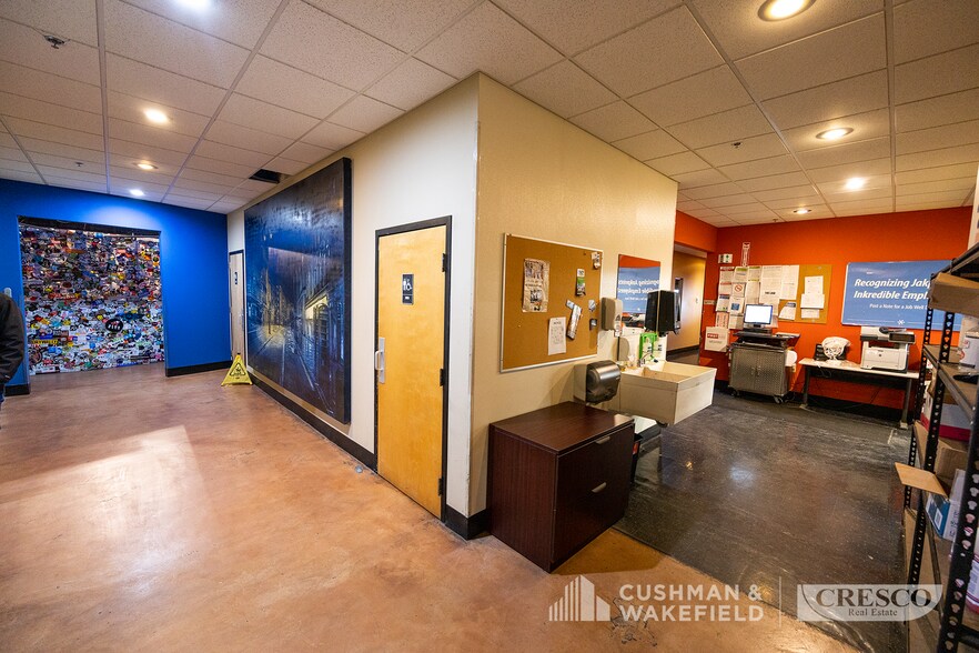 More Photos Of 3133 Chester Ave, Cleveland Manufacturing For Sale