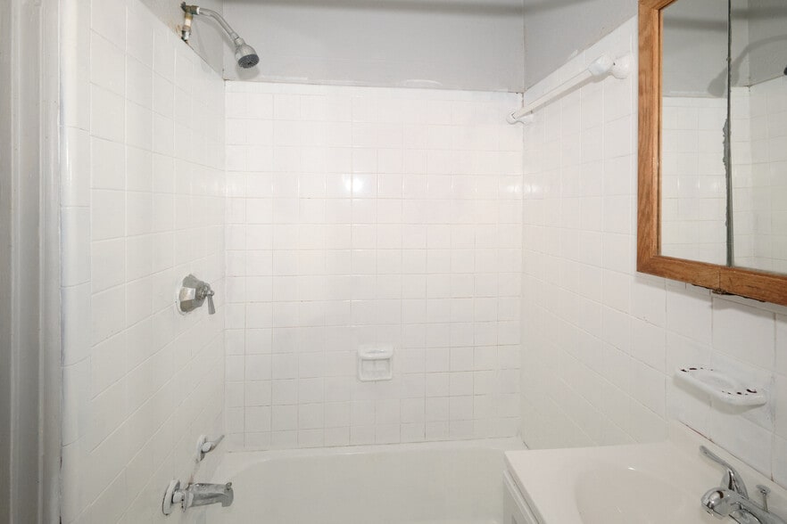 More Photos Of 2215 Buffalo Trl, Morristown Apartments For Sale