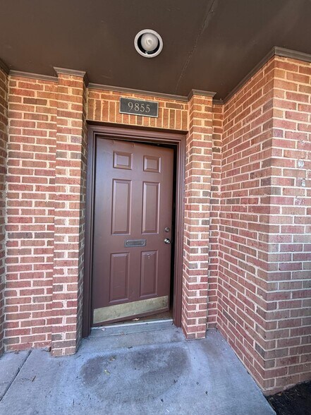 More Photos Of 9843-9855 Business Way, Manassas Office For Lease