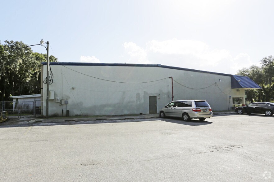 More Photos Of 925 15th St E, Bradenton Convenience Store For Sale