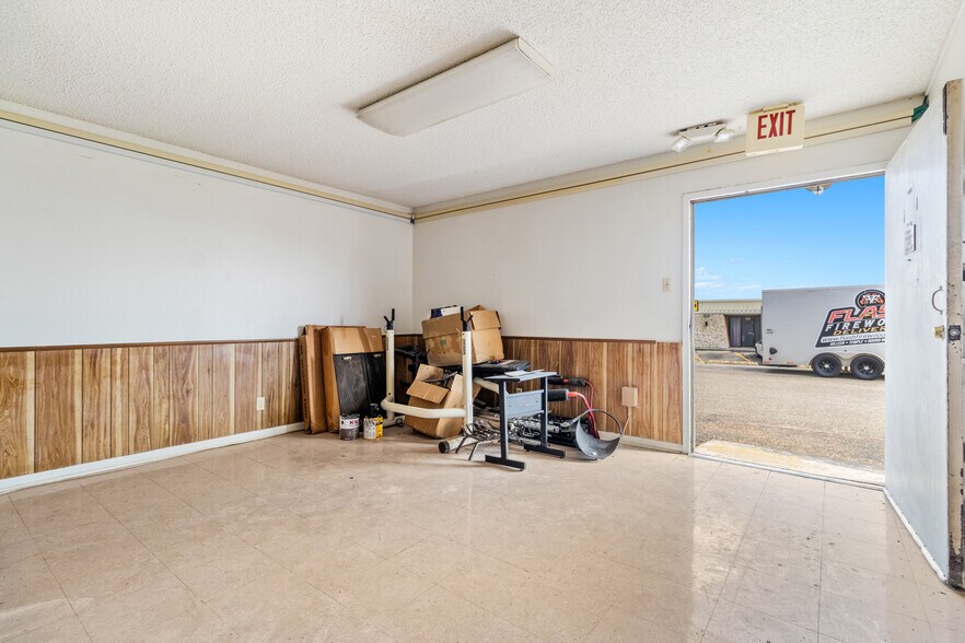 More Photos Of 2900 Trimmier Rd, Killeen Medical For Sale