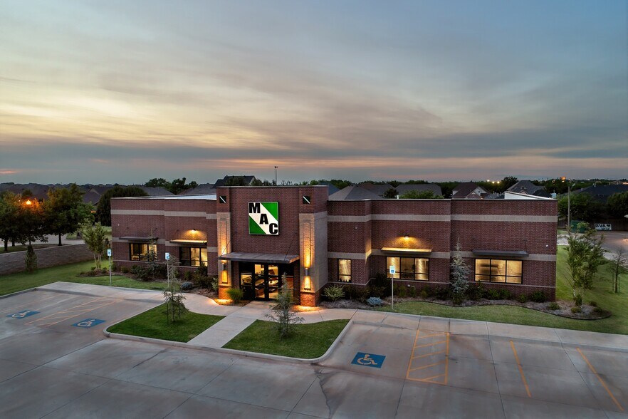 More Photos Of 25 NW 146th St, Edmond Medical For Sale