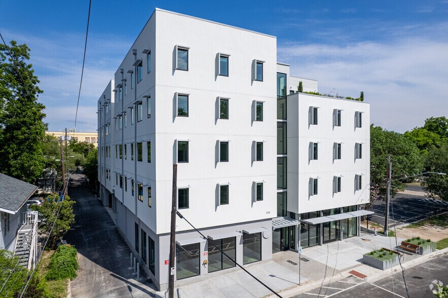 More Photos Of 1108 Nueces St, Austin Apartments For Lease