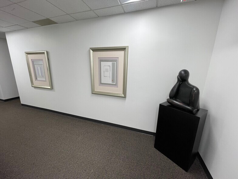 More Photos Of 5800 Campus Circle Dr E, Irving Office For Lease