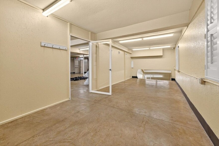 More Photos Of 2006 S Atlantic Ave, Daytona Beach Shores Freestanding For Sale