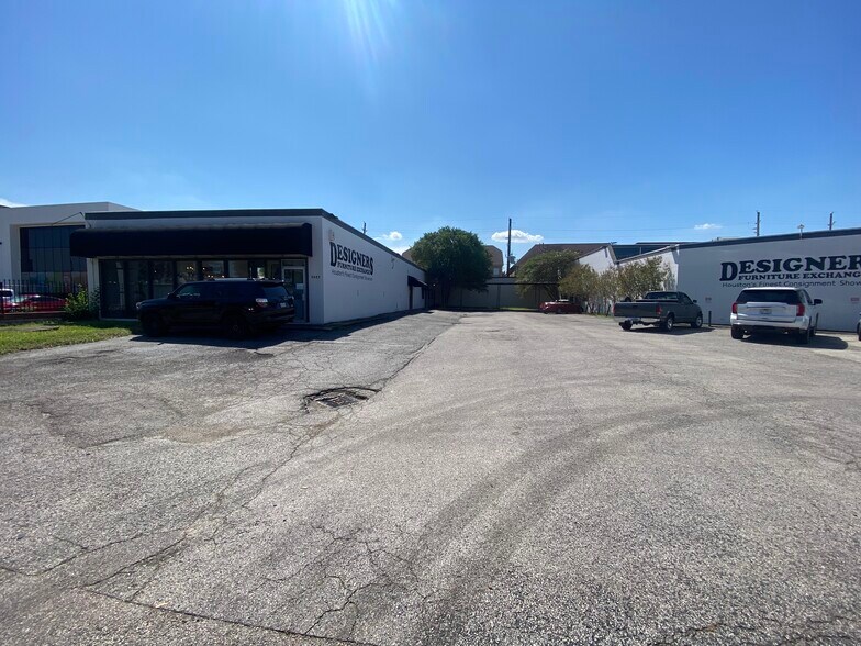 Primary Photo Of , Houston General Retail For Sale