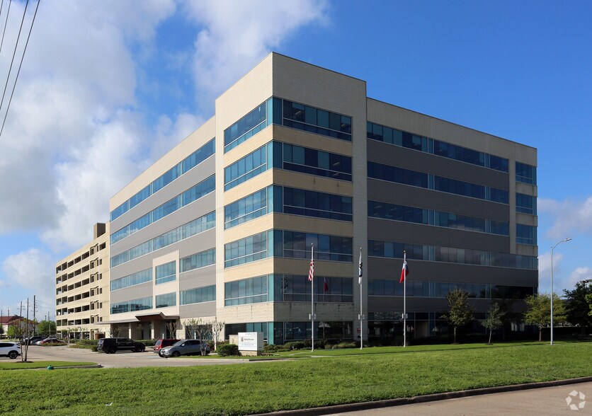 More Photos Of 15721 Park Row, Houston Office For Lease