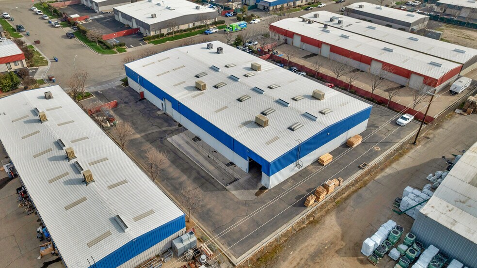 More Photos Of 4634 Weathermaker Ave, Fresno Warehouse For Sale