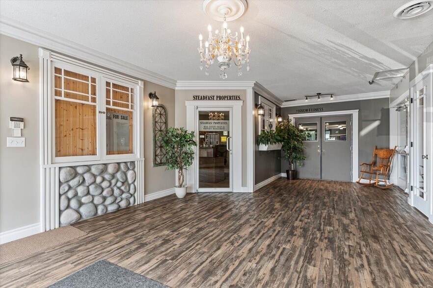 More Photos Of 42375 Yarrow Central Rd, Chilliwack Storefront Retail Residential For Sale
